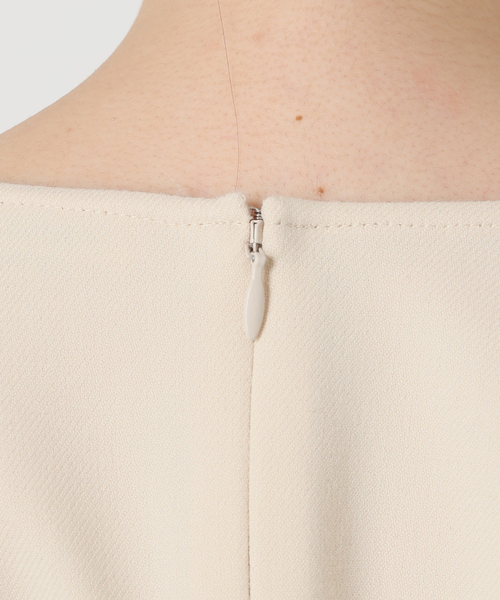 VERMEIL par iena（ヴェルメイユパーイエナ）の「《追加2》P/Ryツイルウエストシェイプワンピース（ワンピース・レディース・ネイビー/マルチ/アイボリー・38/36/40）」の17枚目の写真