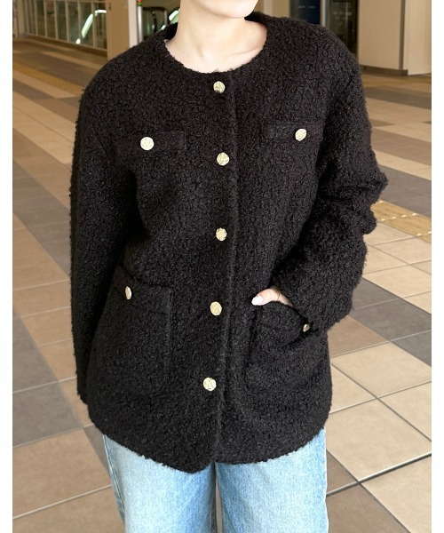 GeeRA（ジーラ）の「リングウールライクゴールドボタンノーカラージャケットコート（ノーカラージャケット・レディース・ブラック/アイボリー・MEDIUM/LARGE/X-LARGE）」の19枚目の写真