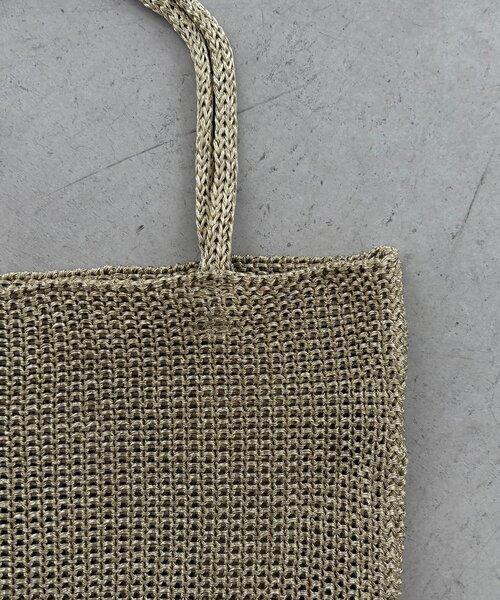 CAPRICIEUX LE'MAGE(カプリシューレマージュ)の「【PC/A4サイズ収納可】ラメトートバッグ(ショルダーバッグ・レディース・チャコールグレー/シルバー/ゴールド・FREE)」の15枚目の写真