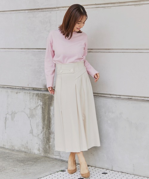 INED（イネド）の「【ご家庭で洗える】ウール100％クルーネックニット（ニット/セーター・レディース・サックスブルー/ブラック/オフホワイト/ブルー/チャコールグレー/ピンク/イエロー・9号）」の11枚目の写真