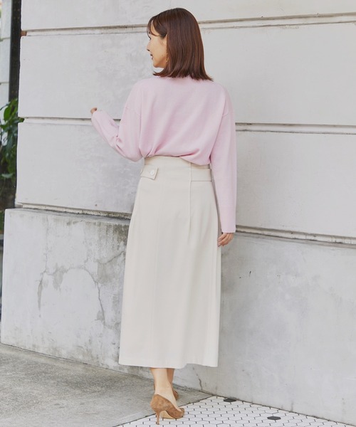 INED（イネド）の「【ご家庭で洗える】ウール100％クルーネックニット（ニット/セーター・レディース・サックスブルー/ブラック/オフホワイト/ブルー/チャコールグレー/ピンク/イエロー・9号）」の13枚目の写真