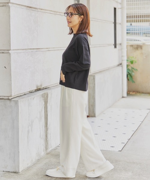 INED（イネド）の「【ご家庭で洗える】ウール100％クルーネックニット（ニット/セーター・レディース・サックスブルー/ブラック/オフホワイト/ブルー/チャコールグレー/ピンク/イエロー・9号）」の15枚目の写真