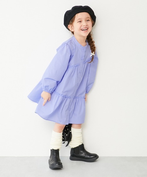 devirock（デビロック）の「ちょっぴり背伸び ふんわり ティアード 長袖 シャツワンピース（ワンピース・キッズ・ホワイト系/ブラック系/ブルー系・100cm/110cm/120cm/130cm/140cm/150cm/160cm）」の6枚目の写真