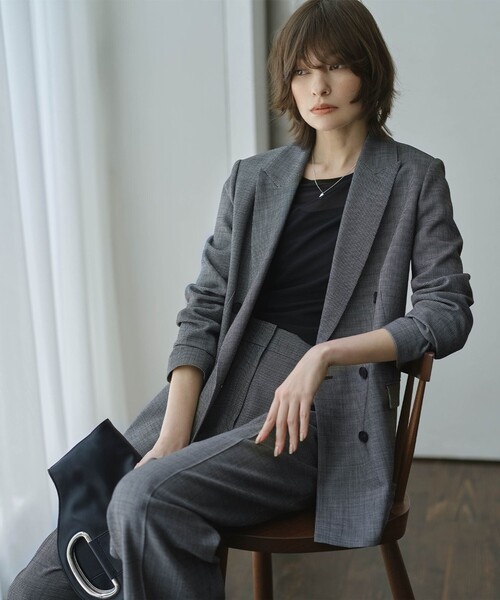 ICB(アイシービー)の「ウール2WAYストレッチ ダブルブレストジャケット(テーラードジャケット・レディース・スモーキーグリーン系/ブラック系9/ブラック系/ライトイエロー系・40/42/44/46/48)」の7枚目の写真