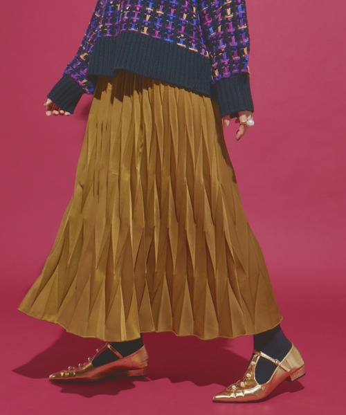 manana suerte（マニャーナスエルテ）の「デザインプリーツロングスカート（スカート・レディース・ゴールド/レッド/ブラック・FREE）」の3枚目の写真