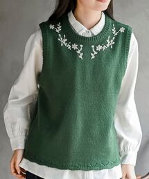 ハンド刺繍裾スカラップニットベスト