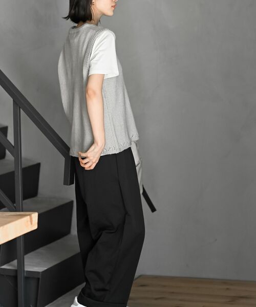 rps(アールピーエス)の「ハンド刺繍裾スカラップニットベスト(ベスト・レディース・ブルー/グレー/グリーン・フリー)」の16枚目の写真