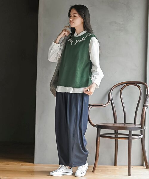 rps(アールピーエス)の「ハンド刺繍裾スカラップニットベスト(ベスト・レディース・ブルー/グレー/グリーン・フリー)」の21枚目の写真