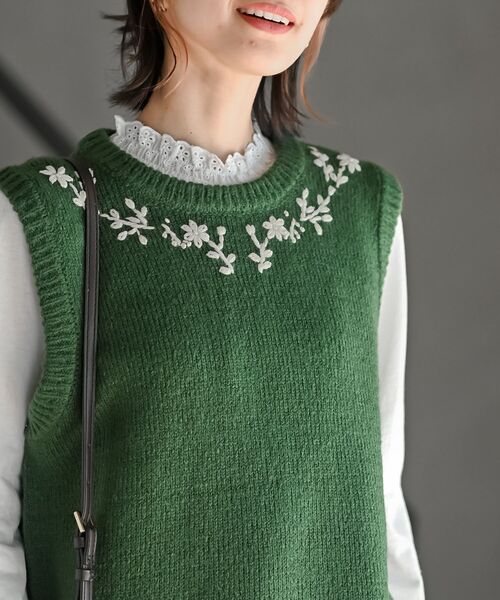 rps(アールピーエス)の「ハンド刺繍裾スカラップニットベスト(ベスト・レディース・ブルー/グレー/グリーン・フリー)」の20枚目の写真