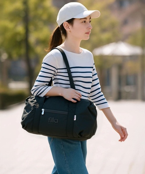 美品　B★PE ロゴ入り黒ボストンバッグ 美品 B☆PE ロゴ入り黒ボストンバッグ A BATHING APE（ボストンバッグ）の