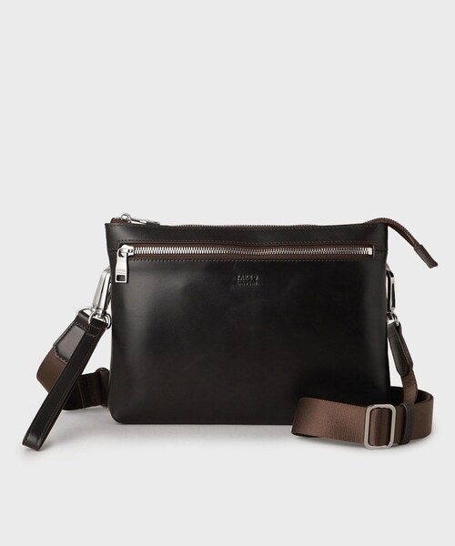 TAKEO KIKUCHI(タケオキクチ)の「アニリンレザー 2WAYクラッチ(クラッチバッグ・メンズ・ダークブラウン/ブラック・00)」の18枚目の写真