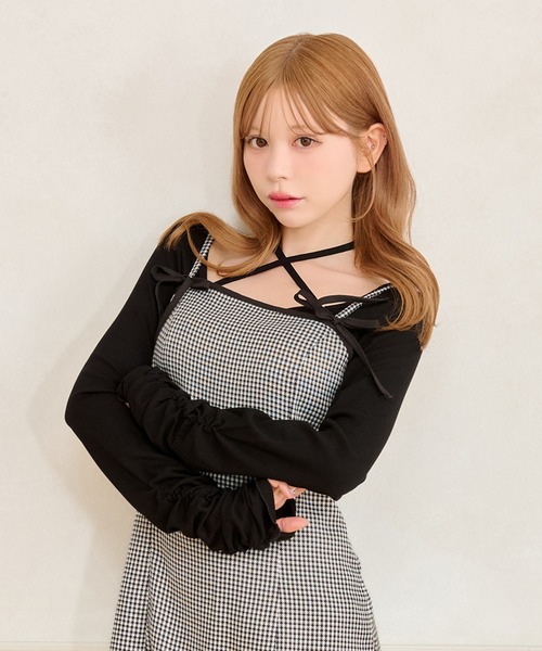 apres jour（アプレジュール）の「クロスリボン長袖インナー（Tシャツ/カットソー・レディース・ブラック/アイボリー/ホワイト系その他2/ブラック系その他・X-LARGE/フリー）」の3枚目の写真