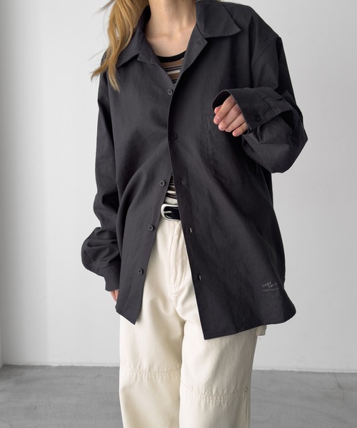 CANAL JEAN(キャナルジーン)の「ARMY TWILL コットンリネンユーティリティシャツ(シャツ/ブラウス・レディース・チャコールグレー・MEDIUM)」の4枚目の写真