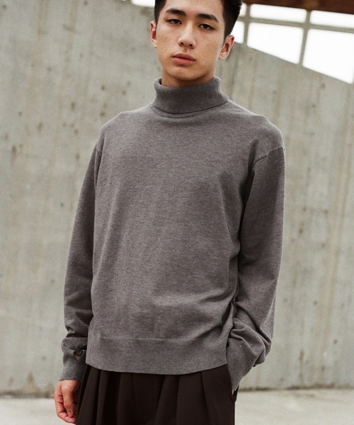 WYM LIDNM（ウィム バイ リドム）の「WOOL BLEND SMOOTH TURTLE NECK KNIT（ニット/セーター・メンズ・チャコール/ライトグレー/グレー/アッシュブラウン・S/M/L）」の18枚目の写真
