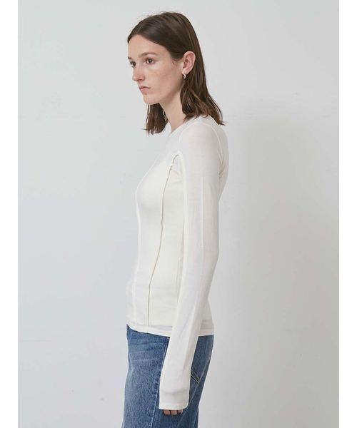 styling/（スタイリング）の「バックスリットカットトップス（Tシャツ/カットソー・レディース・オフホワイト/ブラック/サックスブルー・F）」の5枚目の写真