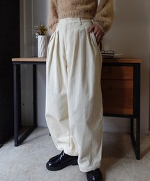 MEER. クロスボリュームパンツ　ホワイト　未使用　meer. MEER. クロスボリュームパンツ ホワイト 未使用 meer.