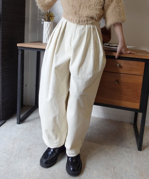 完売商品！AMBERGLEAM コーデュロイタックパンツ 完売商品！AMBERGLEAM コーデュロイタックパンツ