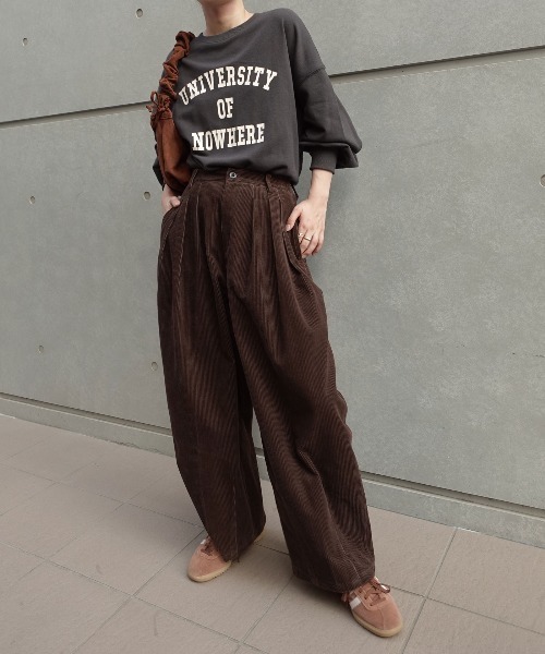CORNERS（コーナーズ）の「コーデュロイバルーンタックパンツ（その他パンツ・レディース・ネイビー/オフホワイト/ダークブラウン・マルチサイズ）」の15枚目の写真