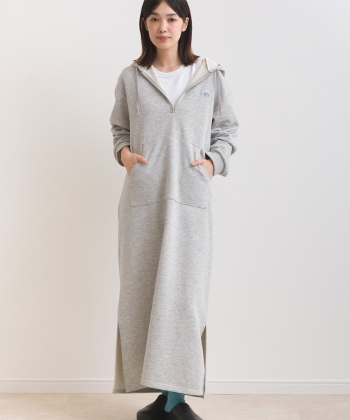 OMNES（オムネス）の「テック裏毛フーディポケットスウェットロングワンピース（ワンピース・レディース・ブラック/ダークグレー/ホワイト/グレー・FREE）」の16枚目の写真