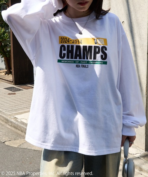 NBA(エヌビーエー)の「【NBA】NBA CHAMPIONS TEAM ARCHIVE LONG Sleeve Tee / CELTICS WARRIORS LAKERS CAVALIERS NUGGETS BUCKS RAPTORS SPURS(Tシャツ/カットソー・メンズ・ブラック/ホワイト・XL/L/M/S/XS)」の11枚目の写真