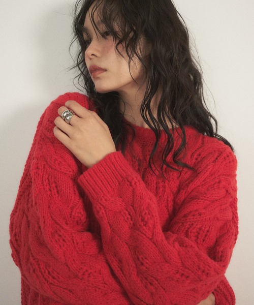 Shelly island（シェリーアイランド）の「ゆったりハニカムニット（ニット/セーター・レディース・レッド/ホワイト/ベージュ/ブルー・FREE）」の4枚目の写真