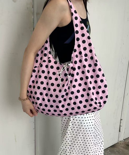 HALEY PESCA(ヘーリーペスカ)の「HALEY PESCA/リバーシブル ドット柄トートバッグ(トートバッグ・レディース・ホワイト・FREE)」の6枚目の写真