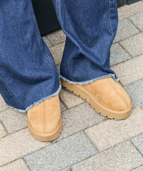 FREAK'S STORE(フリークスストア)の「限定展開 センターシーム ムートン スリッポン シューズ(スリッポン・レディース・ベージュ/ブラック/キャメル・38/37/36)」の20枚目の写真