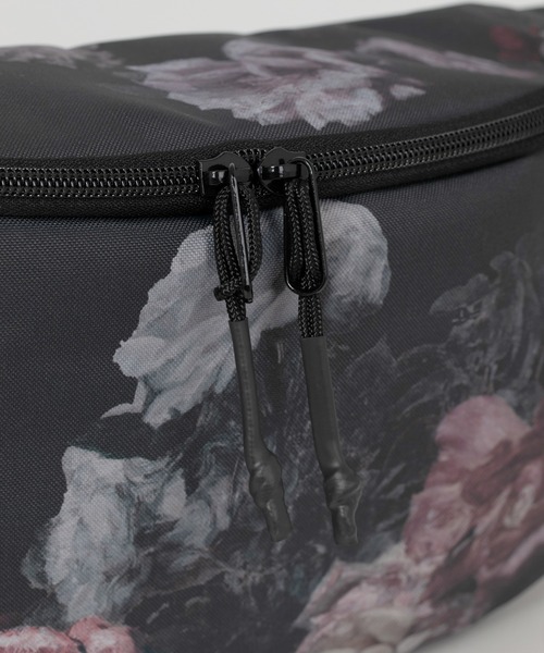 LAD MUSICIAN（ラッドミュージシャン）の「BASKET OF ROSE BODY BAG（ボディバッグ/ウエストポーチ・メンズ・ブラック/グレー・FREE）」の4枚目の写真