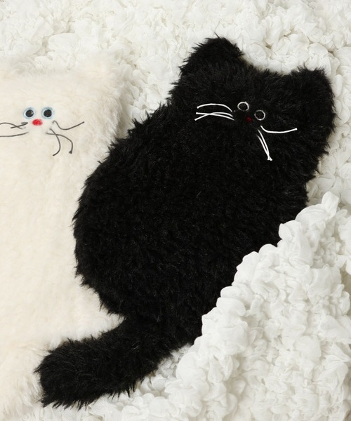 studio CLIP(スタディオクリップ)の「Finissage Home ミネット湯たんぽ(クッション/クッションカバー・レディース・ブラック/ホワイト・FREE)」の2枚目の写真