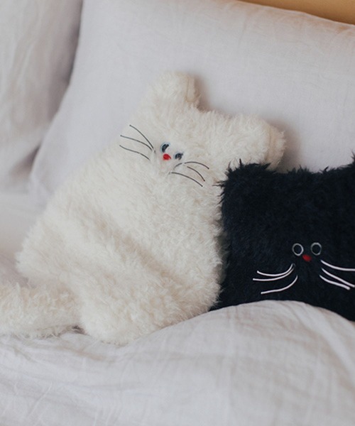 studio CLIP(スタディオクリップ)の「Finissage Home ミネット湯たんぽ(クッション/クッションカバー・レディース・ブラック/ホワイト・FREE)」の11枚目の写真