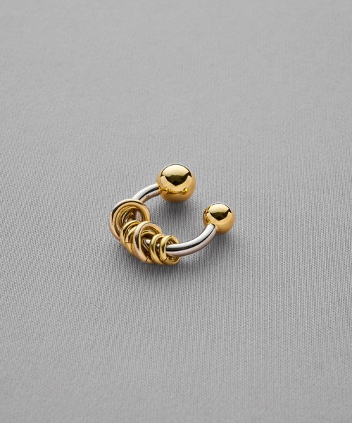 Soierie(ソワリー)の「トライバル コイル カフ (1P) / Tribal coil cuff (1P)(イヤーカフ・レディース・シルバー/シルバー×ゴールド/シルバー系・FREE)」の4枚目の写真