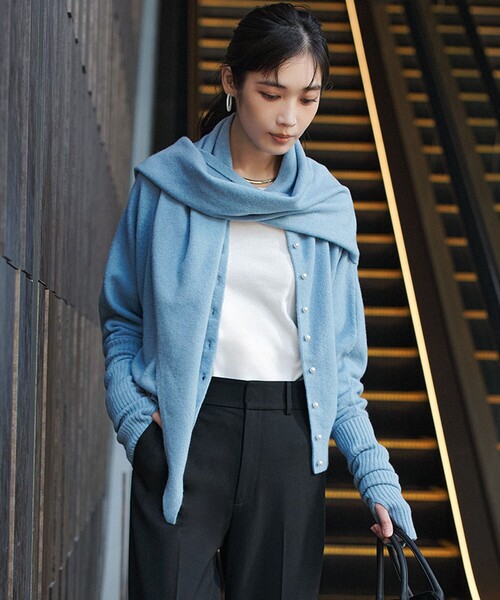 セール】【前後着用 可能】ふわふわニット 2WAY パールボタン