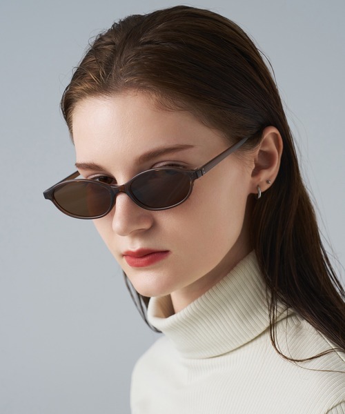 NUEF (ヌエフ)の「キャッツアイ型サングラス|カラーレンズ|トレンド|紫外線対策|UVカット|サングラス|NUEF|COLOR SUNGLASSES(サングラス・レディース・ライトブラウン/ブラウン/ブラック/カーキ・FREE)」の1枚目の写真
