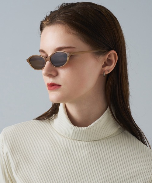 NUEF (ヌエフ)の「キャッツアイ型サングラス|カラーレンズ|トレンド|紫外線対策|UVカット|サングラス|NUEF|COLOR SUNGLASSES(サングラス・レディース・ライトブラウン/ブラウン/ブラック/カーキ・FREE)」の20枚目の写真