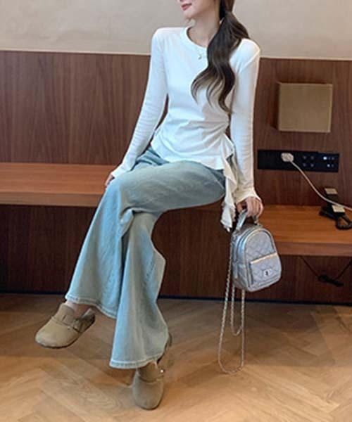 gossip！ロサンゼルス（ゴシップロサンゼルス）の「Y2K アシンメトリー フリルトップス フェミニンアクセント（その他トップス・レディース・ネイビー/ホワイト・FREE）」の4枚目の写真