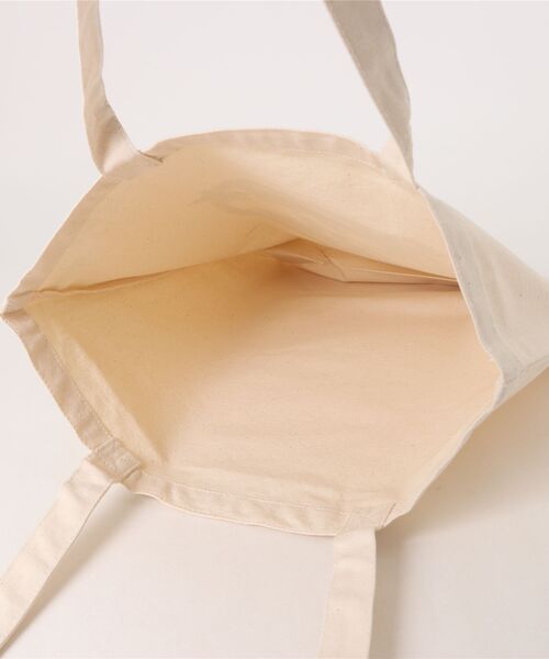 ANGEL BLUE(エンジェルブルー)の「エンジェルブルー トートバッグ 丸ロゴ(トートバッグ・レディース・ブラック系/アイボリー系・ONE SIZE)」の5枚目の写真