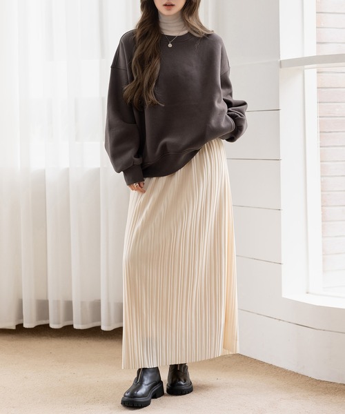 DAY CLOSET（デイ クローゼット）の「【裏起毛/厚手/防寒/マキシ丈】ストンと落ち感。サイドスリットプリーツスカート レディース（スカート・レディース・チャコールグレー/ブラック/アイボリー・M/L）」の6枚目の写真