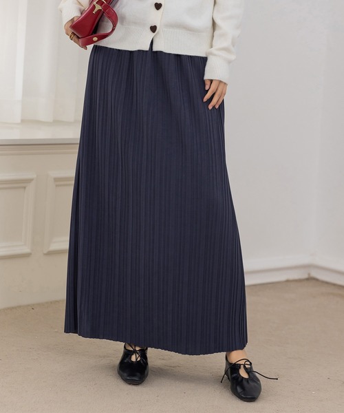 DAY CLOSET（デイ クローゼット）の「【裏起毛/厚手/防寒/マキシ丈】ストンと落ち感。サイドスリットプリーツスカート レディース（スカート・レディース・チャコールグレー/ブラック/アイボリー・M/L）」の17枚目の写真