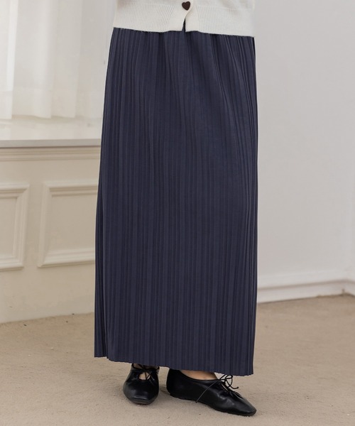 DAY CLOSET（デイ クローゼット）の「【裏起毛/厚手/防寒/マキシ丈】ストンと落ち感。サイドスリットプリーツスカート レディース（スカート・レディース・チャコールグレー/ブラック/アイボリー・M/L）」の18枚目の写真