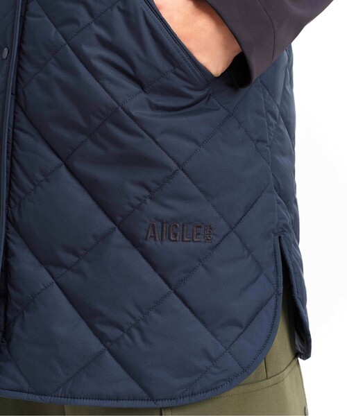 AIGLE(エーグル)の「PrimaLoft中綿 撥水 インサレーション ダイヤモンドキルティングミドルベスト(ダウンベスト・レディース・ベージュ/ダークネイビー・38/36/40)」の10枚目の写真