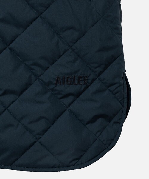 AIGLE(エーグル)の「PrimaLoft中綿 撥水 インサレーション ダイヤモンドキルティングミドルベスト(ダウンベスト・レディース・ベージュ/ダークネイビー・38/36/40)」の17枚目の写真