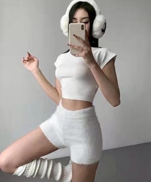 VIBGYOR（ヴィブジョー）の「【LAMPOON】シャギーニットショーツ（その他パンツ・レディース・ブラック/ホワイト・MEDIUM/LARGE/SMALL）」の10枚目の写真