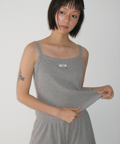 RONRON(ロンロン)の「WALFFLE FLORAL SLEEVELESS GREY(Tシャツ/カットソー・レディース・その他・FREE)」の4枚目の写真