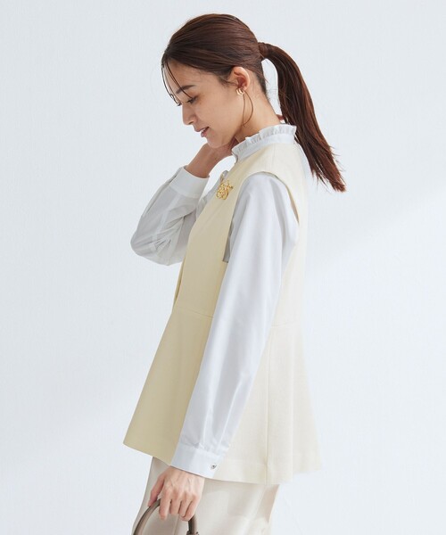 green label relaxing（グリーンレーベルリラクシング）の「［size SHORTあり］fleurie(フルリー) ペプラム ジレ（ベスト・レディース・オフホワイト/ネイビー・FREE/SHORT）」の13枚目の写真