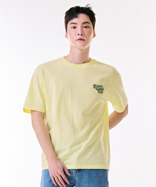 CHASECULT(チェイスカルト)の「ユニセックス 胸グラフィック 半袖Tシャツ-DBZU5801C06(Tシャツ/カットソー・メンズ・イエロー・90/100/95/105)」の1枚目の写真