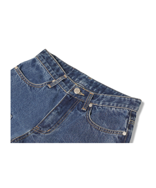 GUBIN（グビン）の「[シーズンオフ] (W) ミッドブルーバミューダデニムパンツ（その他パンツ・レディース・ブルー系その他・SMALL/MEDIUM/LARGE）」の8枚目の写真