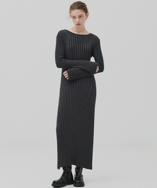 PUBLIC TOKYO(パブリックトウキョウ)の「フレアリブニットワンピース(ワンピース・レディース・ダークグレー/ライトベージュ/マルチ・1/2)」の11枚目の写真