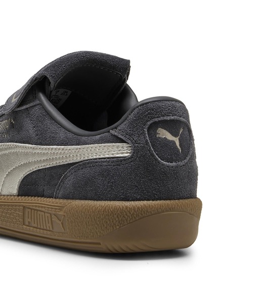 ELLEgirl(エルガール)の「PUMA PALERMO PREMIUM METALLIC(スニーカー・レディース・ピンク/ダークグレー・23.5cm/24.5cm)」の4枚目の写真