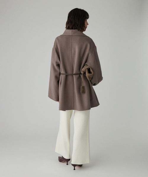 BABYLONE（バビロン）の「ベルト付きリバーショートコート（ピーコート・レディース・モカ/グレー/サンドグレー/キャメル・フリー）」の8枚目の写真