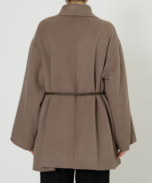BABYLONE（バビロン）の「ベルト付きリバーショートコート（ピーコート・レディース・モカ/グレー/サンドグレー/キャメル・フリー）」の18枚目の写真